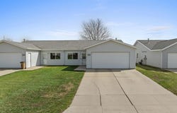 632 19th Ave, Minot, ND 58701