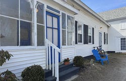 903 Western Avenue, Manchester, ME 04351