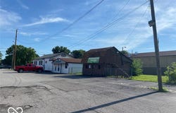 5211 W 10th Street, Speedway, IN 46224