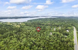 15 Leeside Road, Harpswell, ME 04079