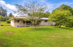 329 W Maple Street, Caneyville, KY 42721