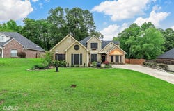 321 Dogwood South Lane, Haughton, LA 71037