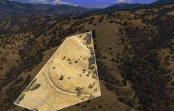 30412 Hart Oaks Drive, Keene, CA 93531