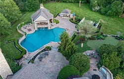 915 Creek View Drive, Aurora, OH 44202