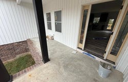 1322 E Blythe St, PARIS, TN 38242