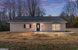 35 GRINNAN LANE, FREDERICKSBURG, VA 22406