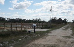 551 S DICKEY ROAD, AVON PARK, FL 33825