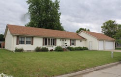 795 Blackstone Drive, Garner, IA 50438