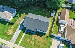 49 MEMORIAL DRIVE, NEW CASTLE, DE 19720
