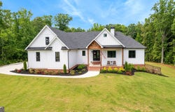 155 Grace Hope Drive, Brooks, GA 30205