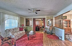 2307 Crystal Dr, Athens, TX 75751