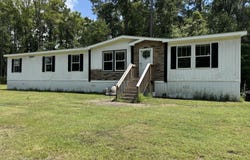 661 Woodrow Road, Estill, SC 29918