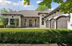 18535 8th Avenue N, Plymouth, MN 55447