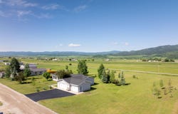 135 SPUR Loop, Etna, WY 83118