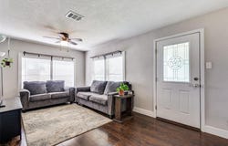 201 E Davis Avenue, Alvarado, TX 76009