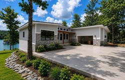 128 SLICK FORD Ln, Houston, AL 35572