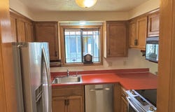 1323 CITY VIEW ST, Eugene, OR 97402