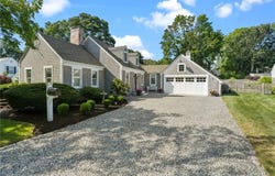 15 Harwood Road, East Greenwich, RI 02818
