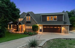 904 Mobley Road, Cedar Hill, TX 75104