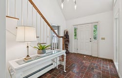 40 Broad Cove Road, Cape Elizabeth, ME 04107