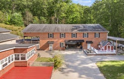 1429 Brush Creek Road, Clay City, KY 40312