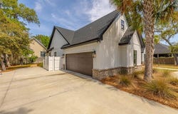 121 Calwell Street, St Simons Island, GA 31522