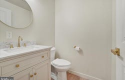 45 GRAVEL HILL Road, MOUNT WOLF, PA 17347