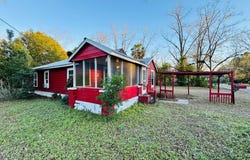 507 S Poplar Street, Adel, GA 31620