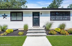 215 Avenue Road, Vincentown, NJ 08088