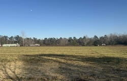 3308 Deloach Ln, Milton, FL 32570