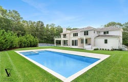 2061 DEERFIELD RD, Sag Harbor, NY 11963