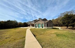 474 Eagle Cove Circle, Tioga, TX 76271