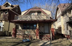 2631 N 47th St, Milwaukee, WI 53210
