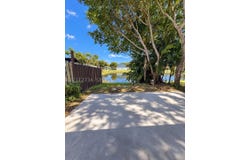 3625 SW 70th Ave, Miramar, FL 33023