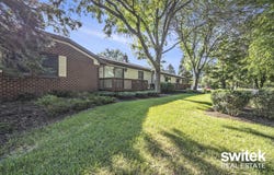 202 Bona Vista Drive NW, Grand Rapids, MI 49504