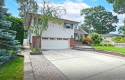 1994 Van Nostrand Avenue, Merrick, NY 11566