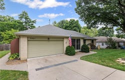 7921 Roe Avenue, Prairie Village, KS 66208