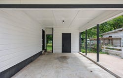 404 Hosack ST, Taylor, TX 76574