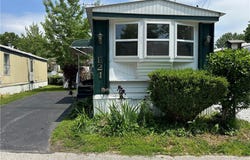 9151 Mentor Avenue unit: E21, Mentor, OH 44060