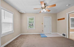 1912 31ST Street A, Moline, IL 61265