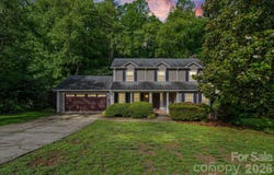 5479 Gunpowder Drive, Hickory, NC 28601