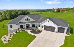 3181 Fox Hill Trail, Verona, WI 53593