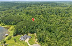Shoreview Lane, Huntingdon, TN 38344