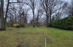 5300 GARGASZ DRIVE, LORAIN, OH 44053
