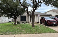 3807 Top Rock LN, Round Rock, TX 78681