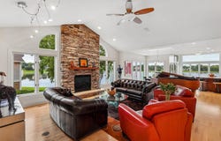 13671 Bay Hill Drive, Clive, IA 50325