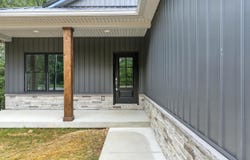 400 Warbler Road, Brandenburg, KY 40108