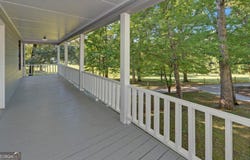 338 Kings Bridge Way, Clarkesville, GA 30523