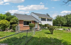 1 RUSSELL ROAD, NEW CASTLE, DE 19720