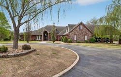 2372 Fox Street, Tahlequah, OK 74464